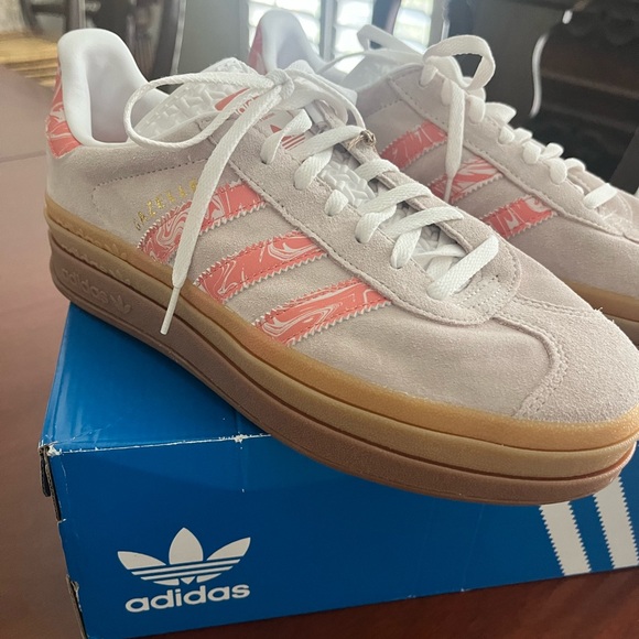 Adidas Gazelle Bold Women's Sneakers - Pink and White - Picture 3 of 5